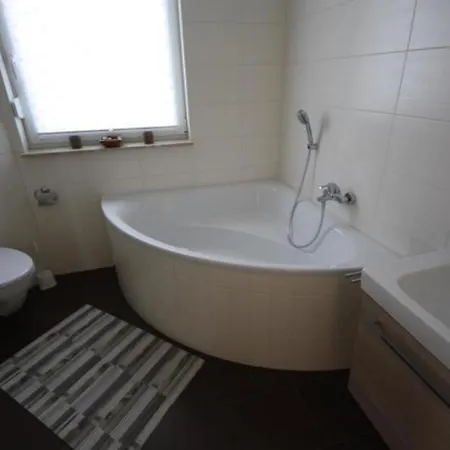 K 76 - Haus Nordlicht Mit Kamin&sauna Im Müritz-ferienpark Röbel In Röbel An Dermüritz Hotel 4*